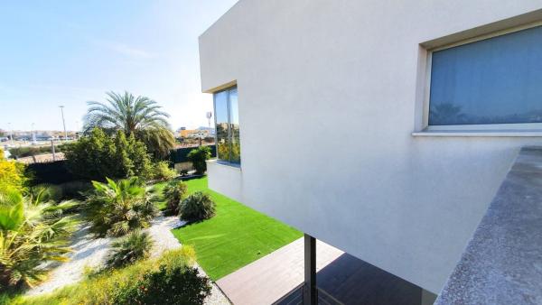 Casa o chalet independiente en Algoda-Matola-Llano de San José, Elche / Elx thumbnail 2