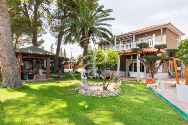 Casa o chalet independiente en Campo Alto, Elda thumbnail 2