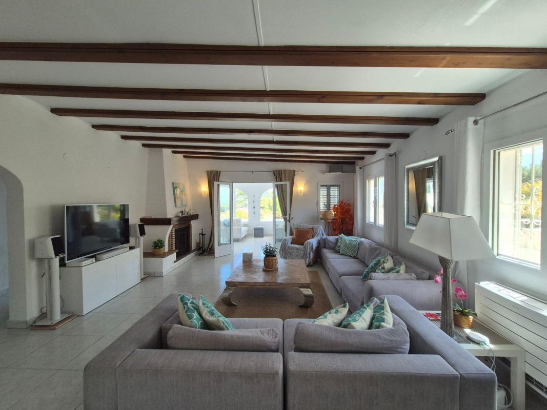 Properties for sale and rent in Spain photo 5