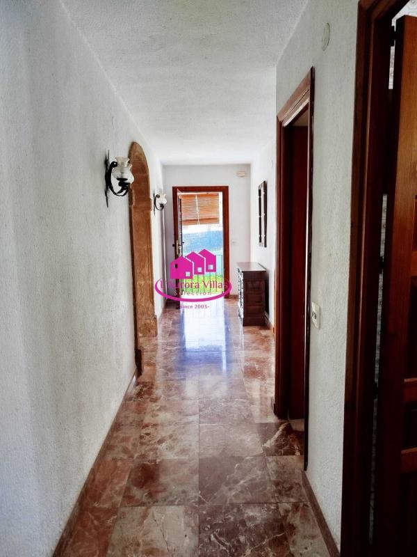 Properties for sale and rent in Spain photo 5