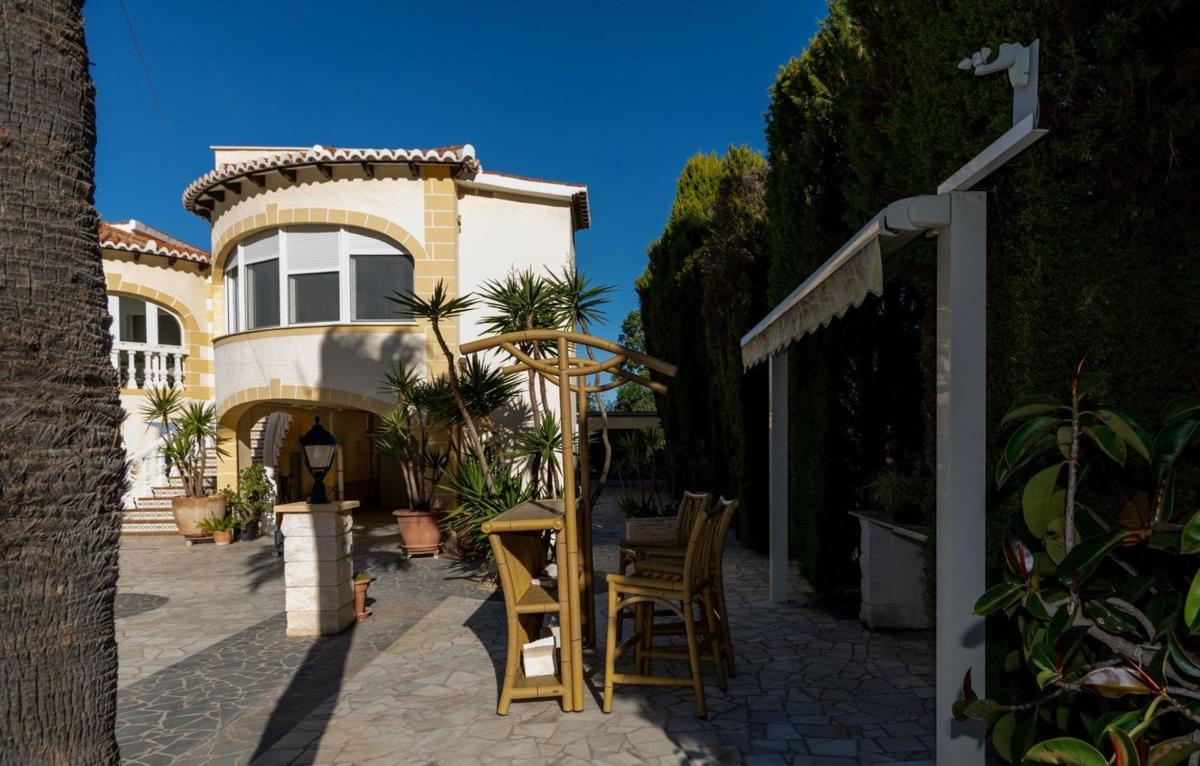 Properties for sale and rent in Spain photo 3