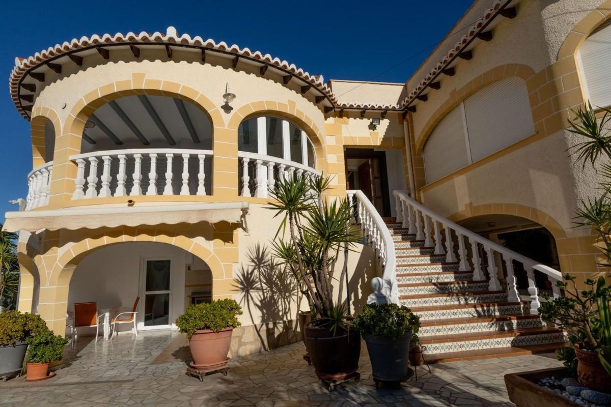 Properties for sale and rent in Spain photo 5