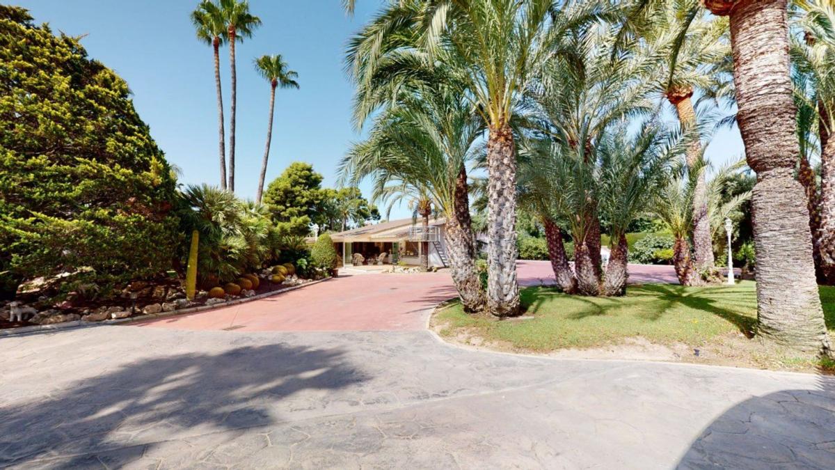Properties for sale and rent in Spain photo 2
