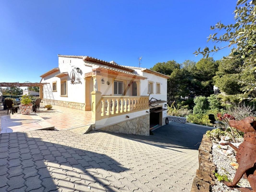 Properties for sale and rent in Spain photo 5