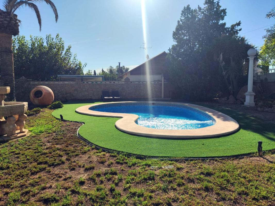 Properties for sale and rent in Spain photo 4