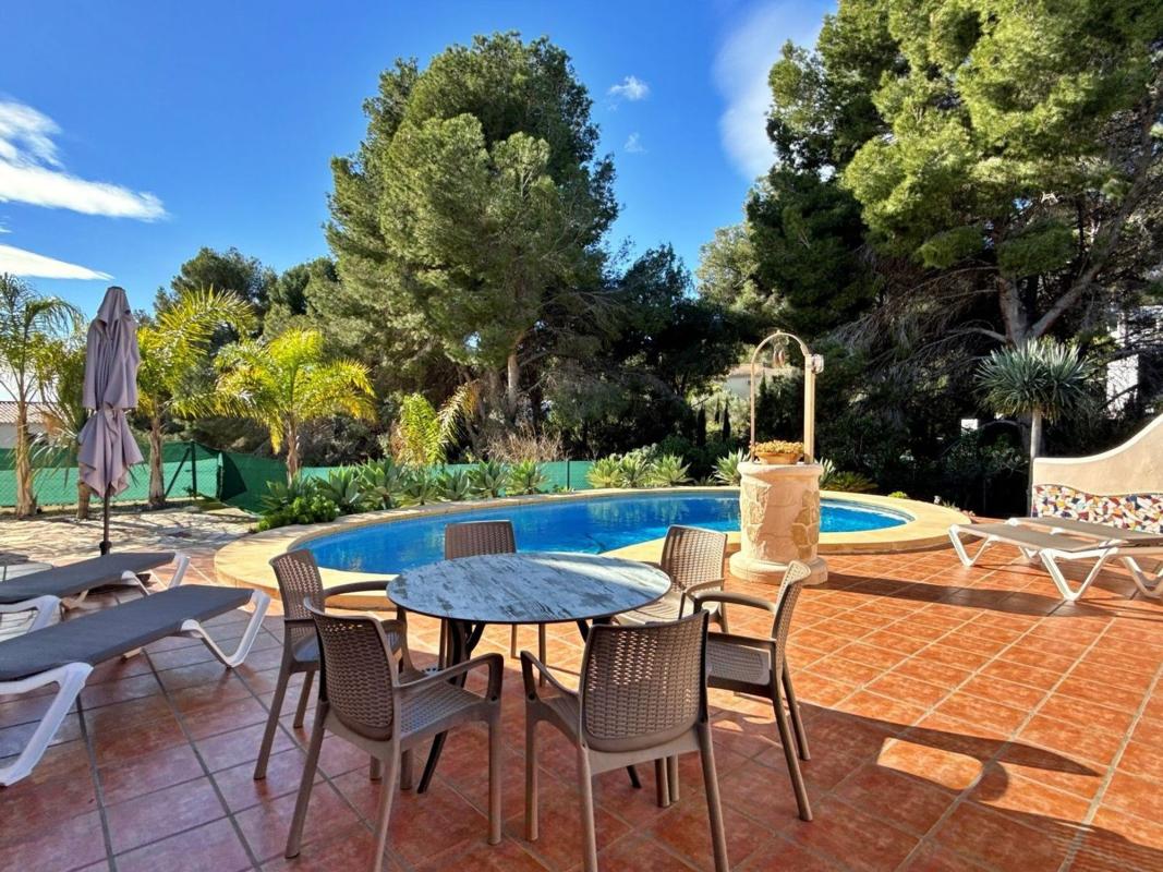Properties for sale and rent in Spain photo 3