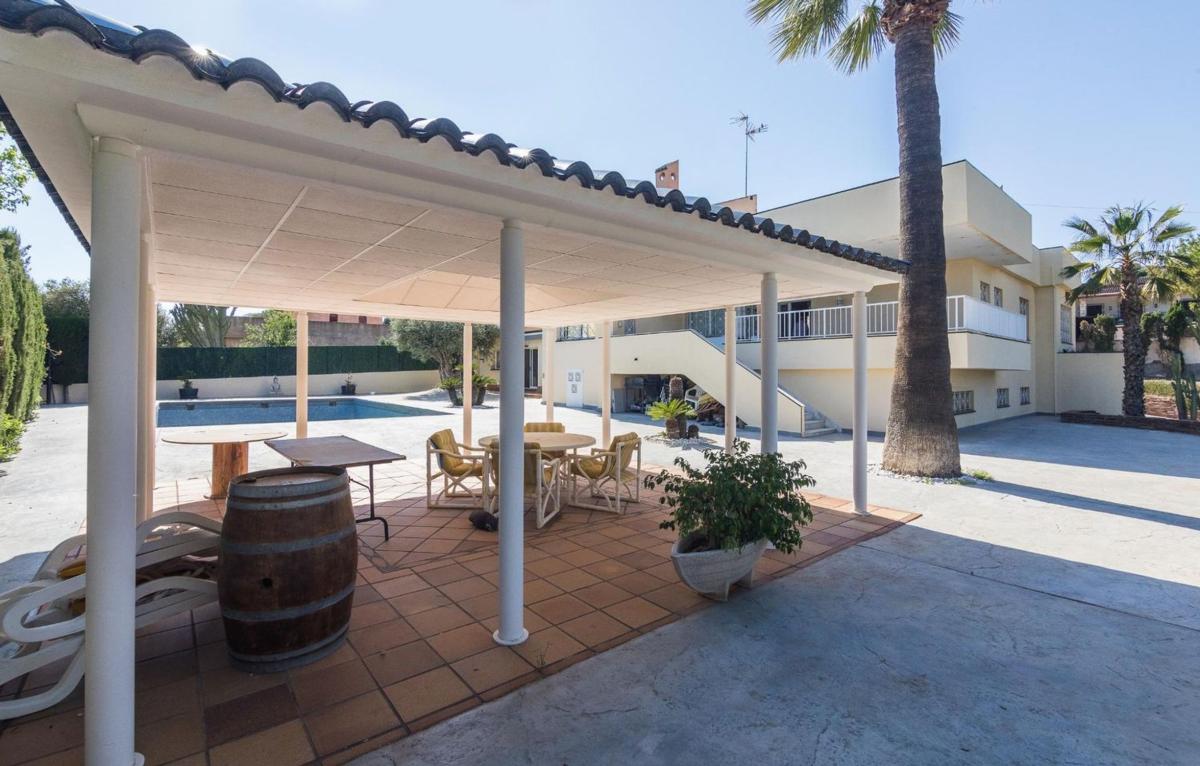 Properties for sale and rent in Spain photo 5