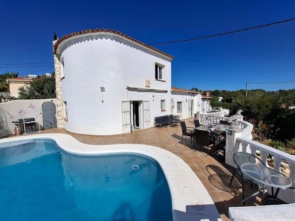 Chalet wolnostojący na sprzedaż w Casa o chalet en Cala Advocat - Baladrar, Benissa, Benissa thumbnail 2