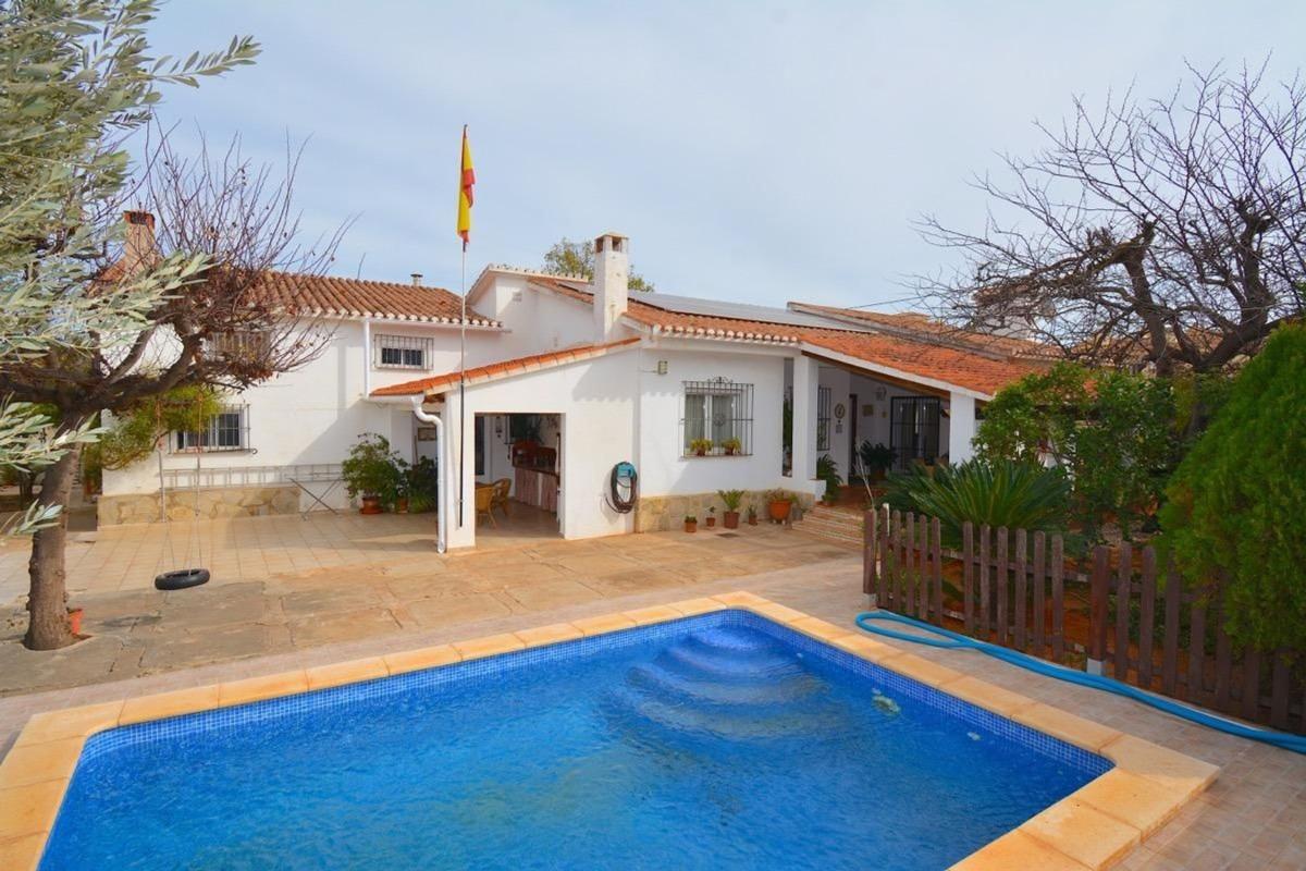 Propiedades en venta y alquiler en España photo 2