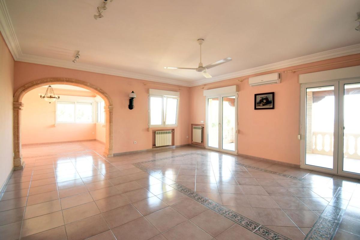 Продажа отдельного шале в Casa o chalet en La Sella, Pedreguer, Педрегер photo 3