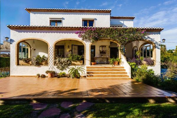 Chalet independiente en venta en Casa o chalet en Senioles, Jávea/Xàbia, Jávea/Xàbia
photo 1
