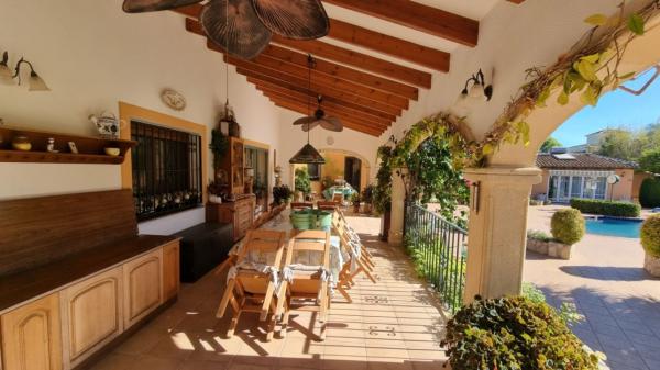 Частный шале на продаже в  Casa o chalet en Centro, Pedreguer, Педрегер photo 3