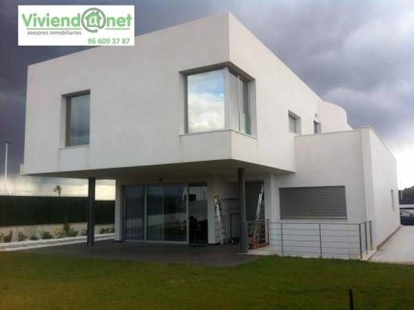 Casa o chalet independiente en Carrús, Elche / Elx thumbnail 2