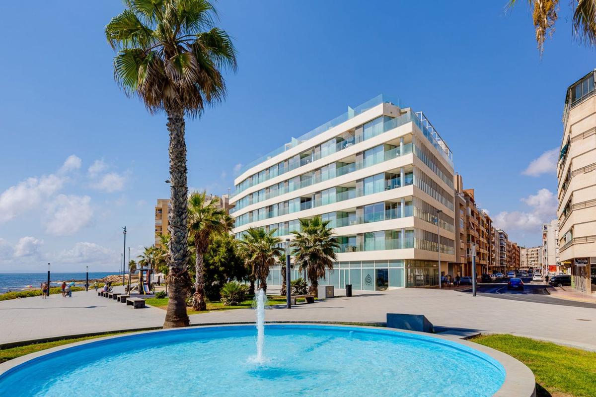 Sprzedaż mieszkania w Piso en Avenida Purísima, Playa del Cura, Torrevieja, Torrevieja
photo 2