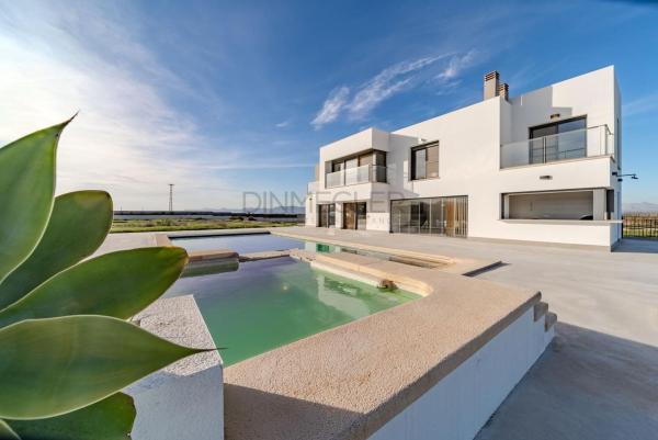 Casa o chalet independiente en La Marina, Elche / Elx thumbnail 2