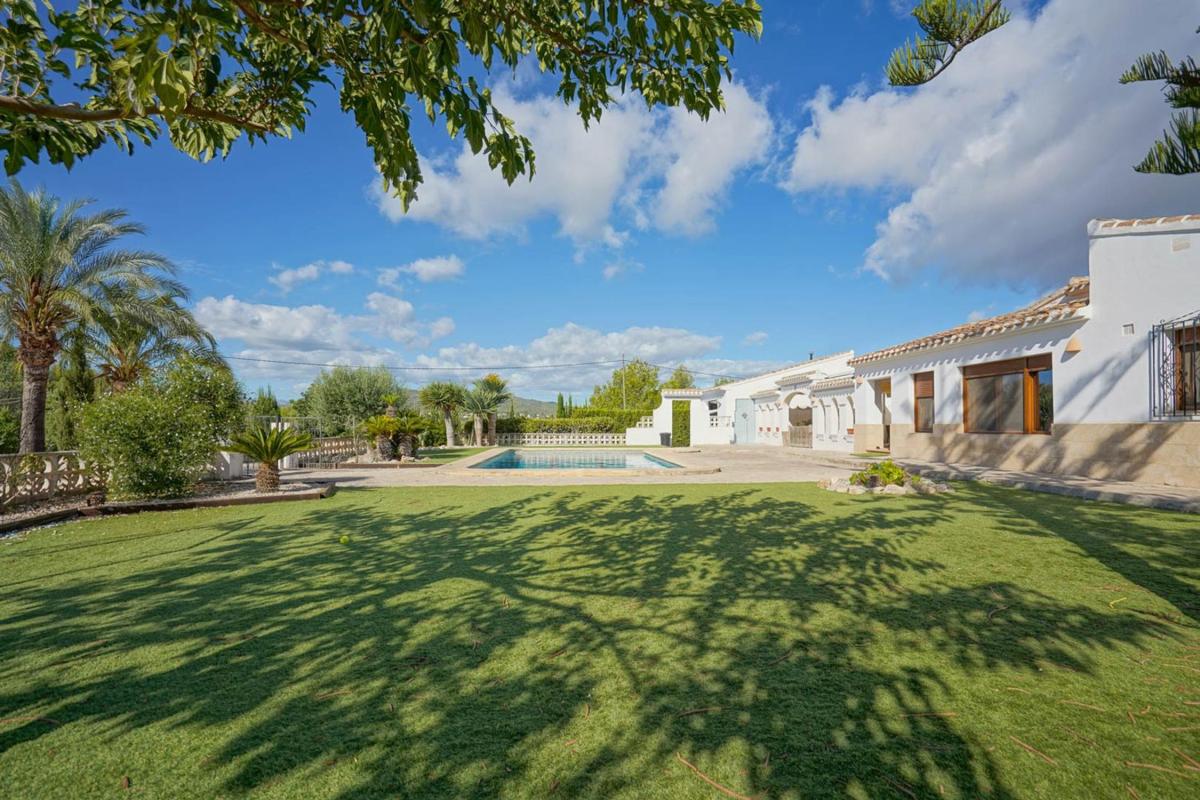 Sale of independent chalet in Casa o chalet en Centro Ciudad, Jávea/Xàbia, Jávea/Xàbia
photo 3