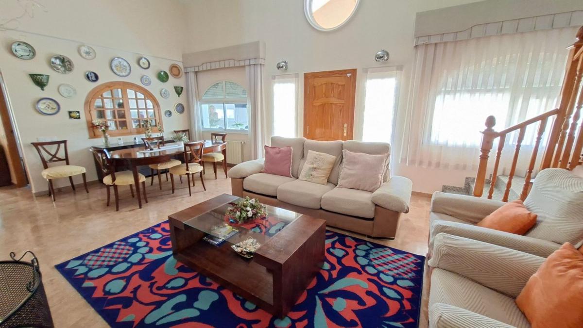 Properties for sale and rent in Spain photo 5