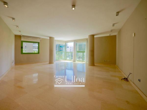 Venta de piso en Piso en Plaza de los Luceros, Ensanche-Diputación, Alicante / Alacant, Alicante / Alacant
 photo 3
