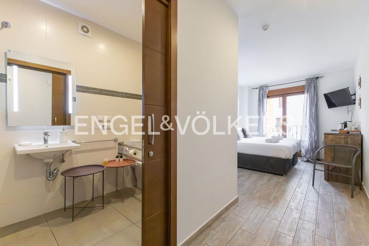 Properties for sale and rent in Spain photo 5