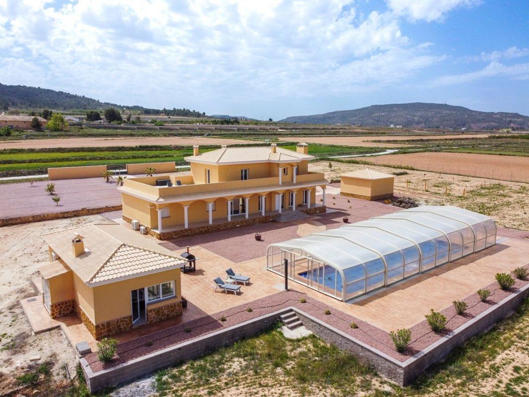 Propiedades en venta y alquiler en España photo 4