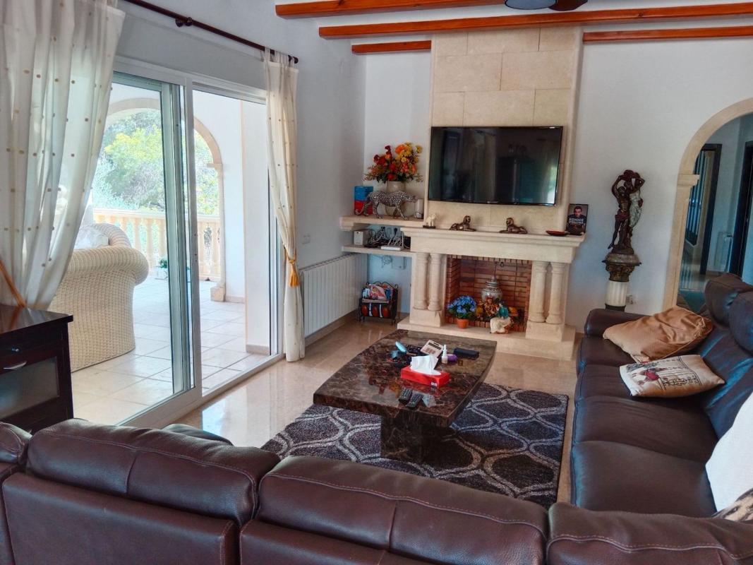 Properties for sale and rent in Spain photo 4