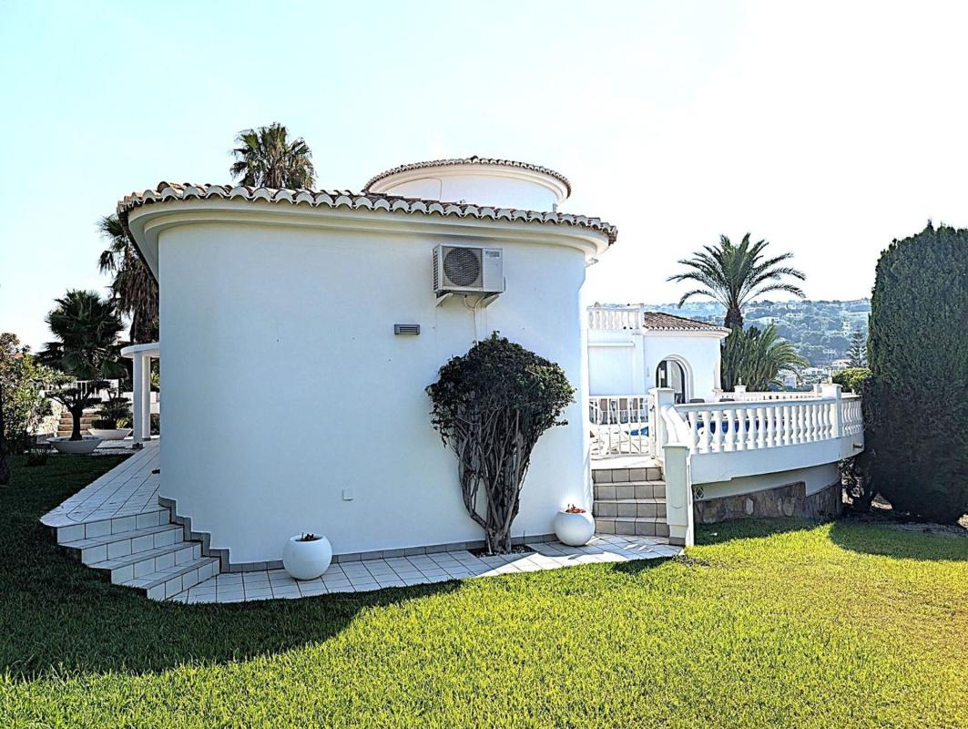 Sprzedaż niezależnego domku jednorodzinnego w Casa o chalet en Pinar de Advocat-Cometa, Moraira, Moraira photo 3
