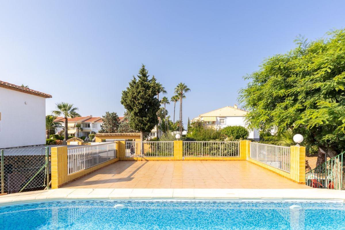 Properties for sale and rent in Spain photo 2