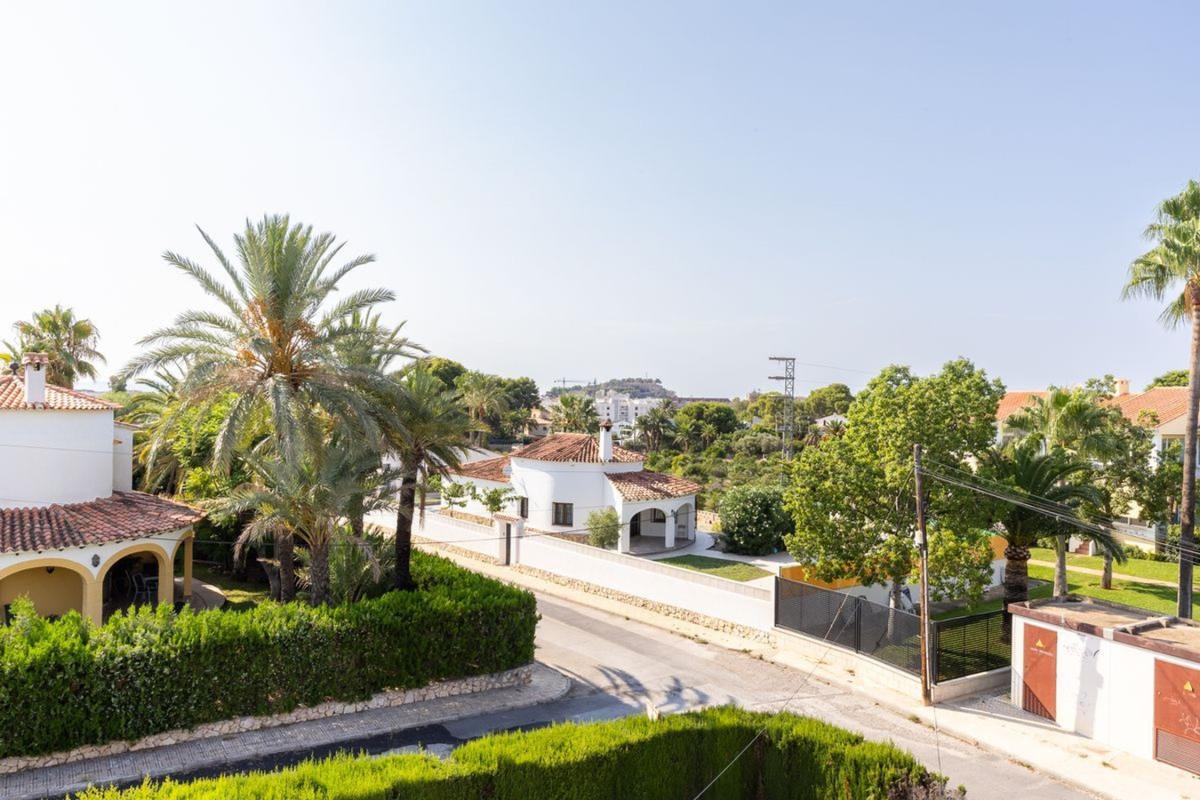 Properties for sale and rent in Spain photo 5