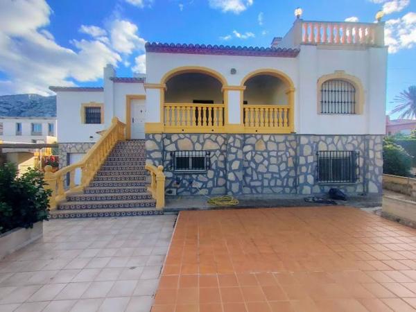 Casa o chalet independiente en El Montgó, Denia thumbnail 3