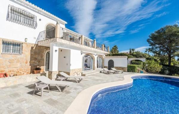 Частный шале на продаже в  Casa o chalet en Calle Alameda, Centro Ciudad, Jávea/Xàbia, Хавья/Хабия photo 4