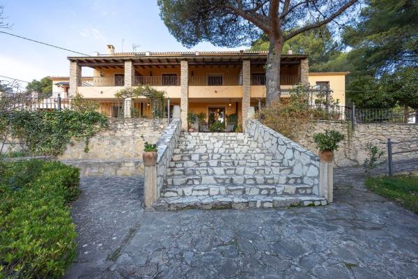 Casa o chalet independiente en Calle de Finestrat, Torremanzanas photo 1