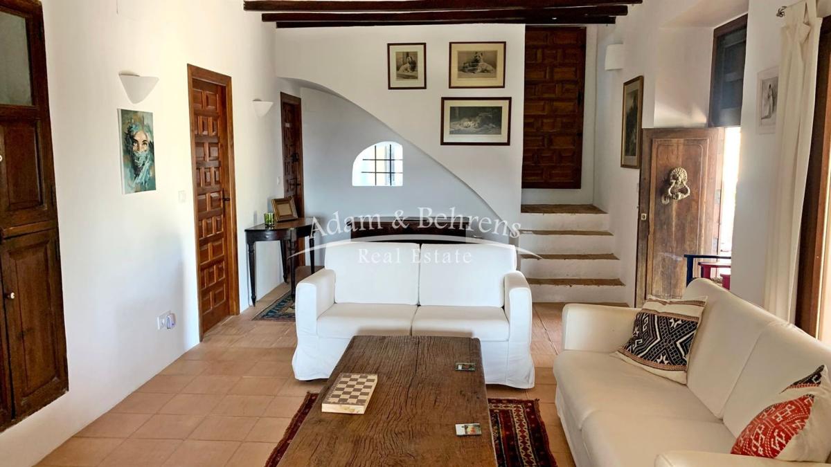 Недвижимость на продажу и в аренду в Испании photo 5