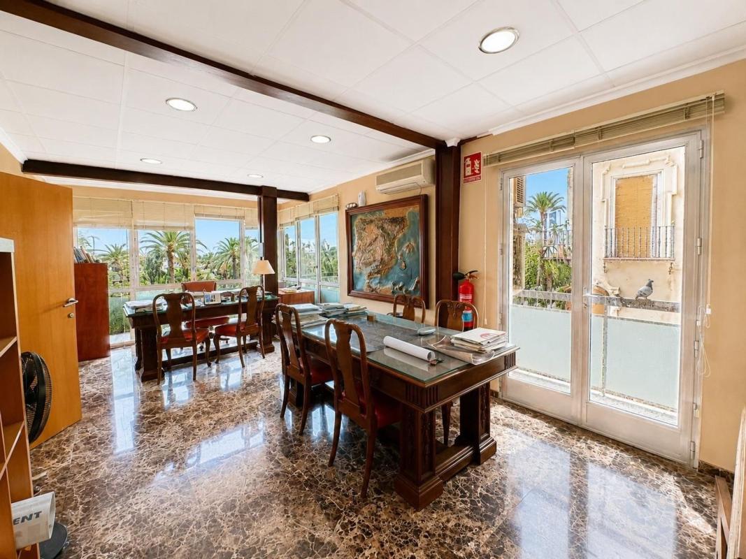 Sale of apartment in Piso en Calle Valdés, Centro Tradicional, Alicante / Alacant, Alicante
photo 1