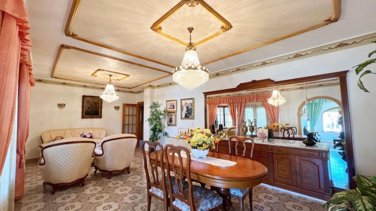 Properties for sale and rent in Spain photo 4