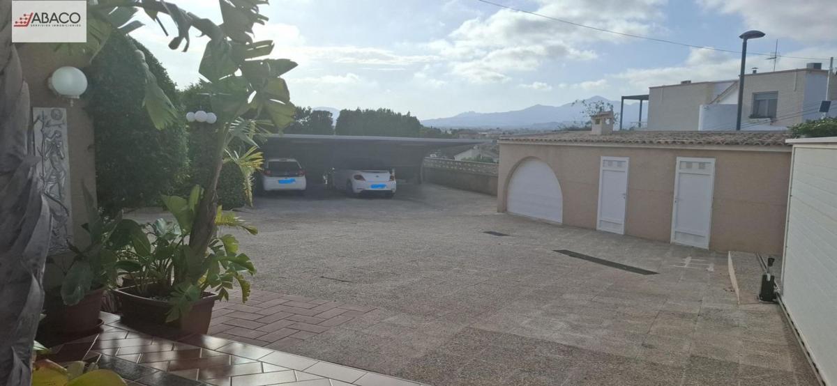 Properties for sale and rent in Spain photo 4