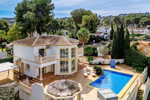Casa o chalet independiente en Calle del Enebro, El Tosalet - Cap Marti, Jávea/Xàbia photo 1