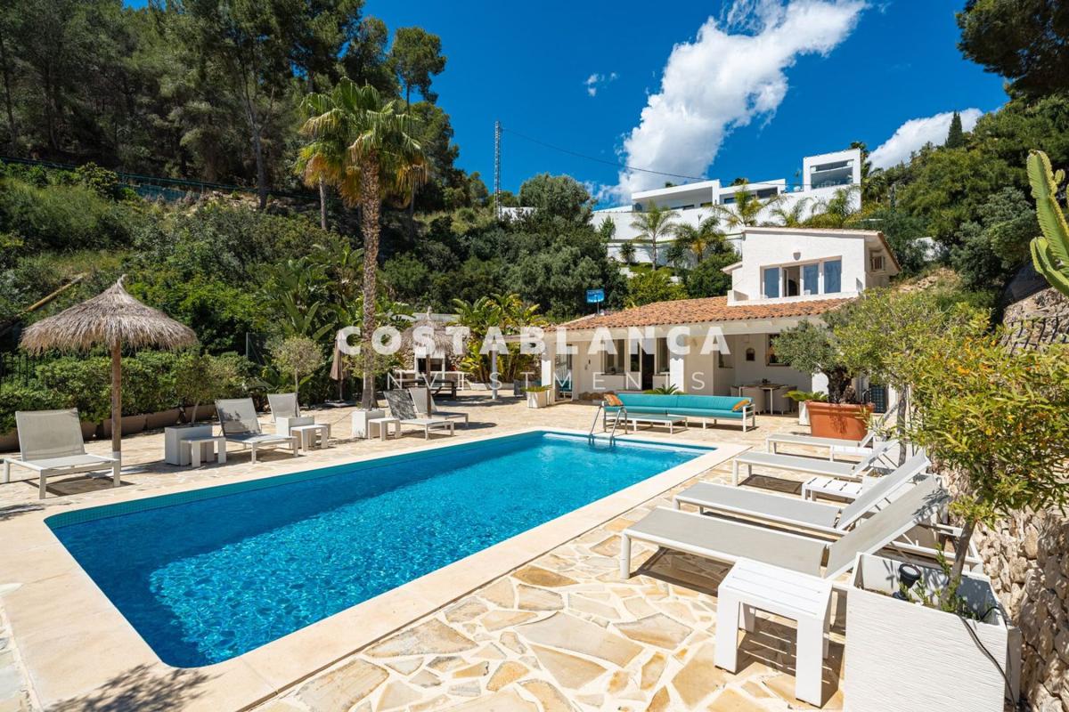 Sprzedaż niezależnego domku jednorodzinnego w Casa o chalet en Calle Beniarrés, Benimeit-Tabaira, Moraira, Moraira photo 1