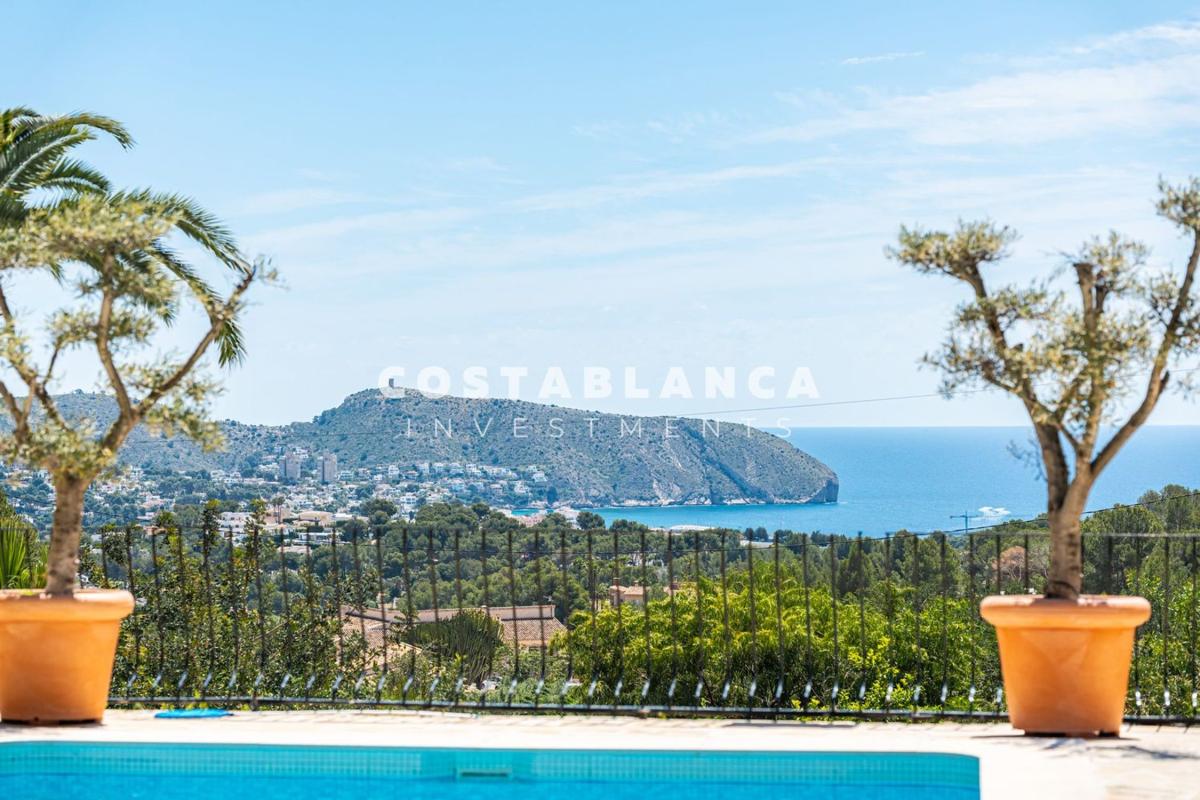 Sprzedaż niezależnego domku jednorodzinnego w Casa o chalet en Calle Beniarrés, Benimeit-Tabaira, Moraira, Moraira photo 2