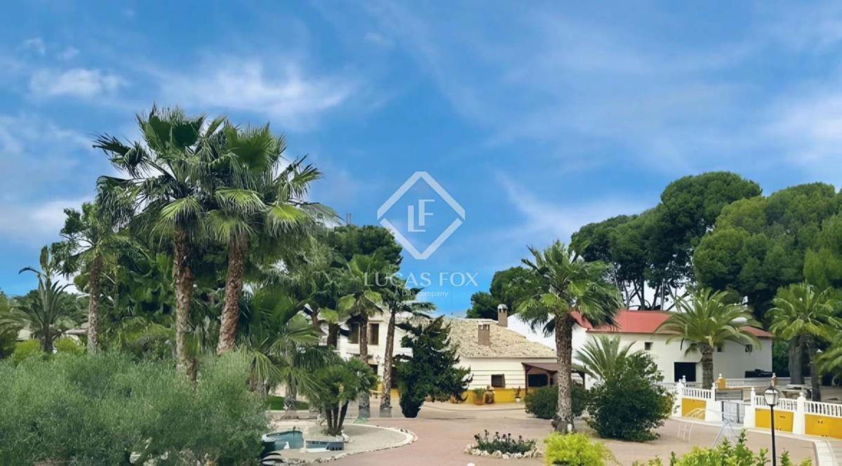 Properties for sale and rent in Spain photo 4