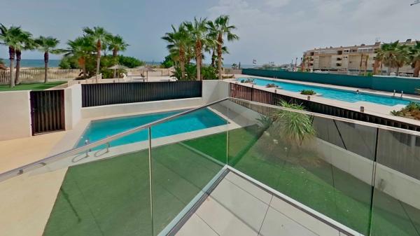Продажа квартиры на Piso en L'Almadrava-L'Estanyò, Denia, Дения
thumbnail 2