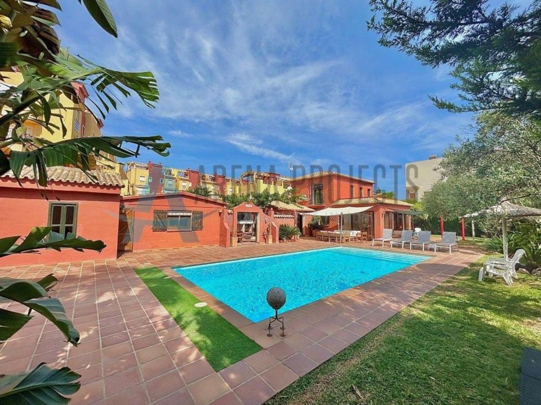 Nieruchomości na sprzedaż i do wynajęcia w Hiszpanii photo 1