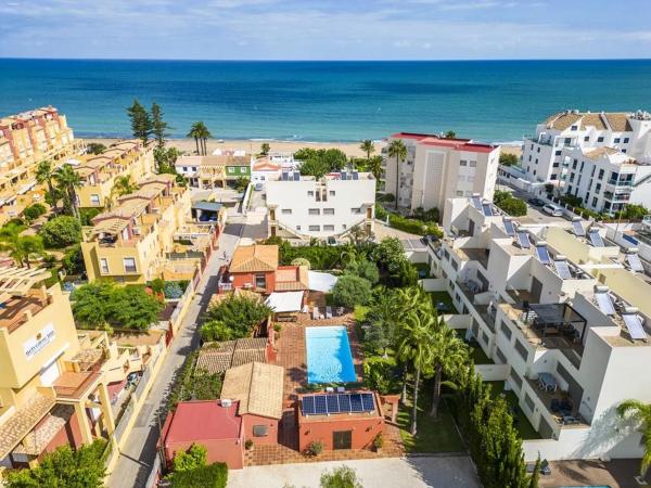 Chalet wolnostojący na sprzedaż w Casa o chalet en Les Bassetes-El Marjal, Denia, Dénia thumbnail 3