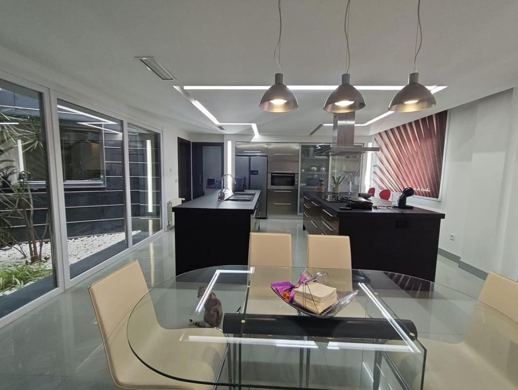 Properties for sale and rent in Spain photo 1