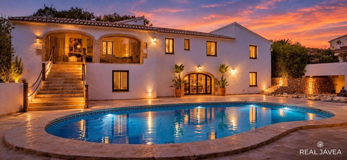 Properties for sale and rent in Spain photo 2