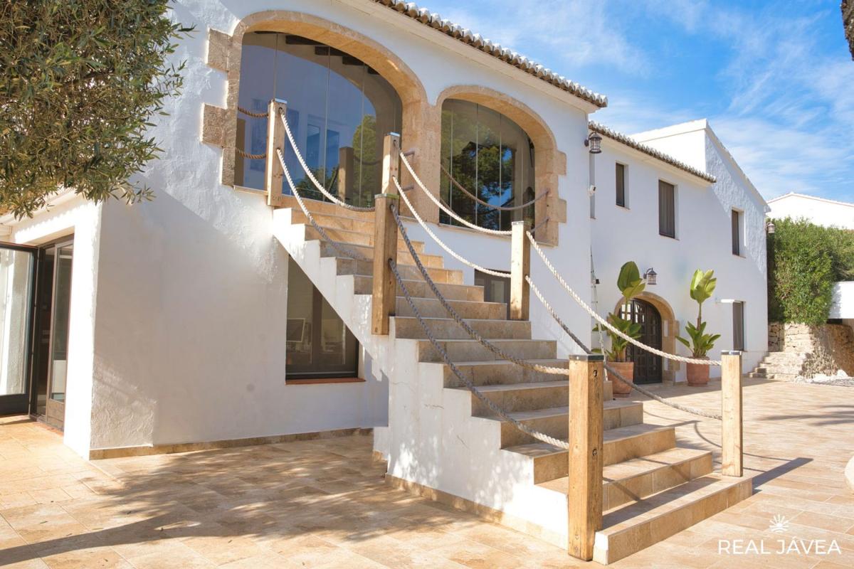 Properties for sale and rent in Spain photo 5