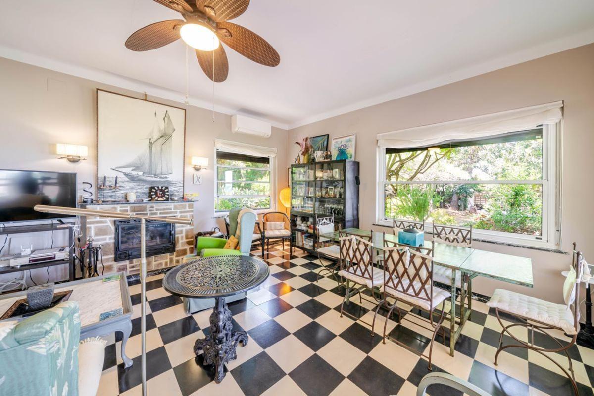 Properties for sale and rent in Spain photo 4
