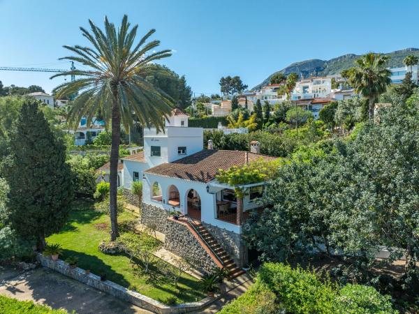 Casa o chalet independiente en Carretera de Dénia a Xábia, Les Rotes/Las Rotas, Denia thumbnail 2