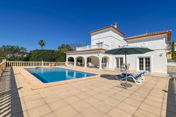 Chalet wolnostojący na sprzedaż w Casa o chalet en Pinar de Advocat-Cometa, Moraira, Moraira thumbnail 2
