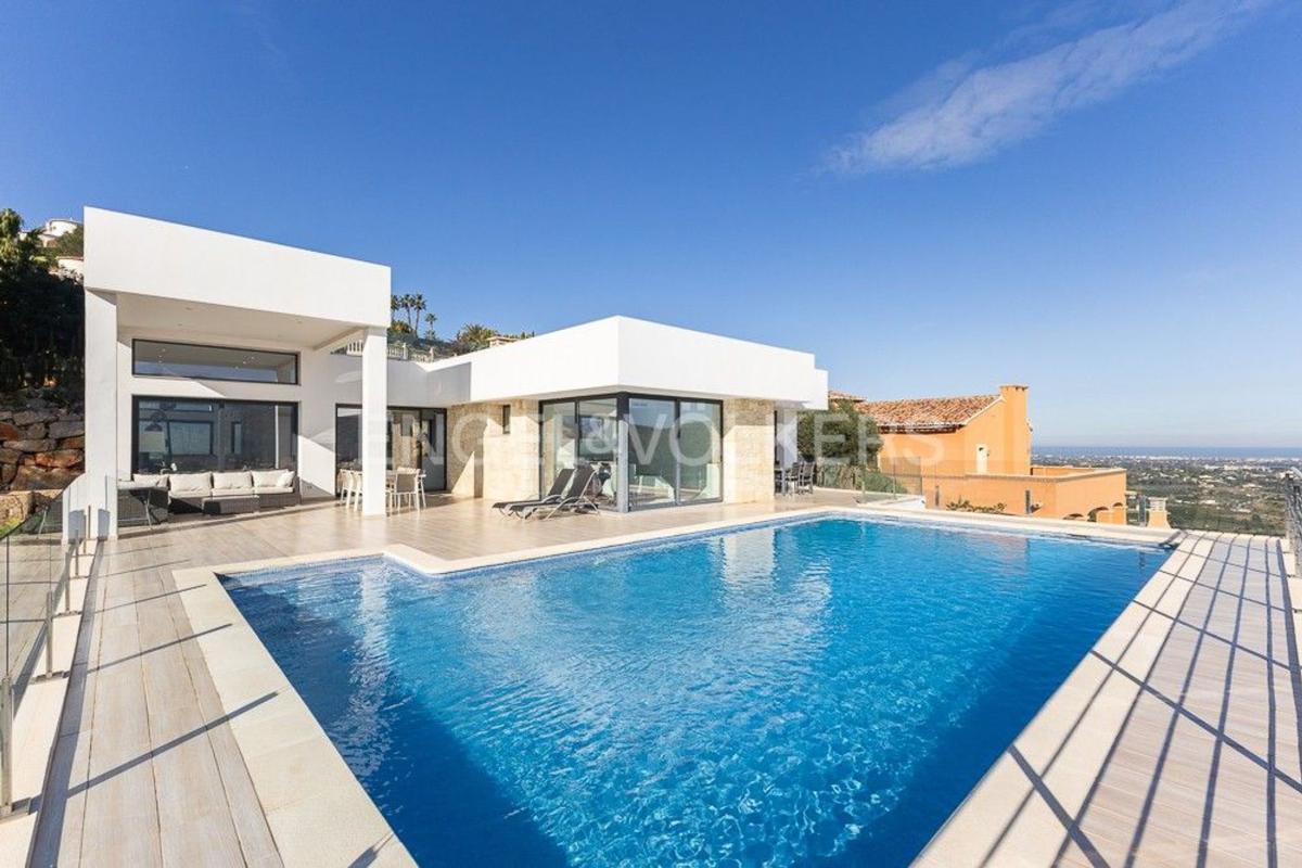 Properties for sale and rent in Spain photo 5
