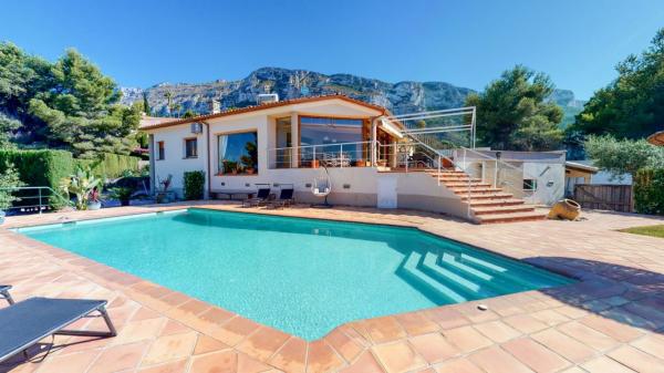Частный шале на продаже в Casa o chalet en La Pedrera-Vessanes, Denia, Дения photo 1
